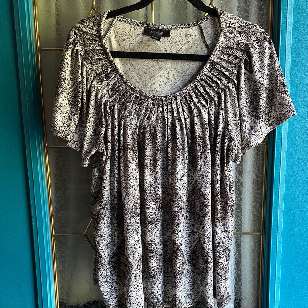 Style & Co. Black and White Patterned Blouse
